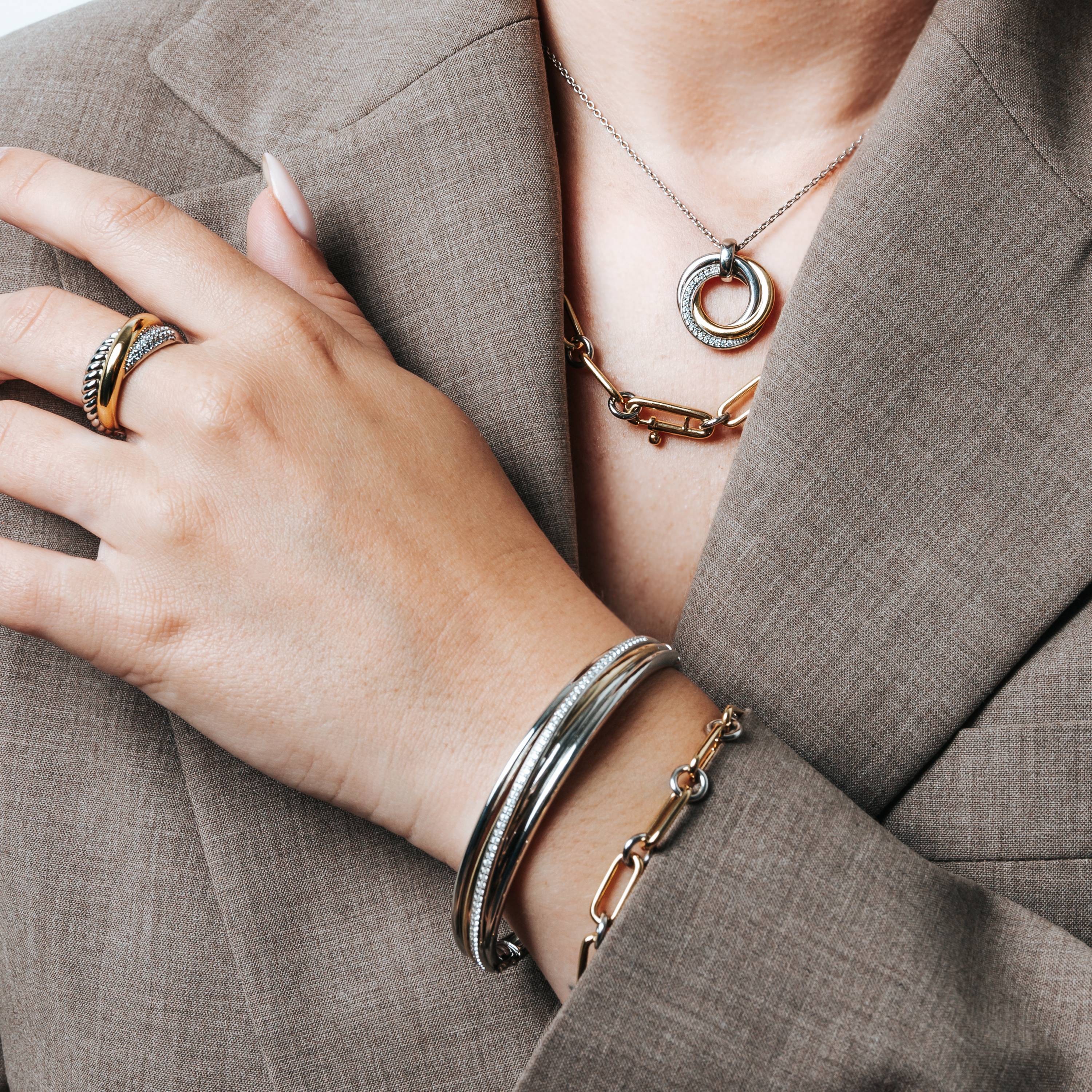Zirkonia Crossover Bangle Bicolor - Image 4