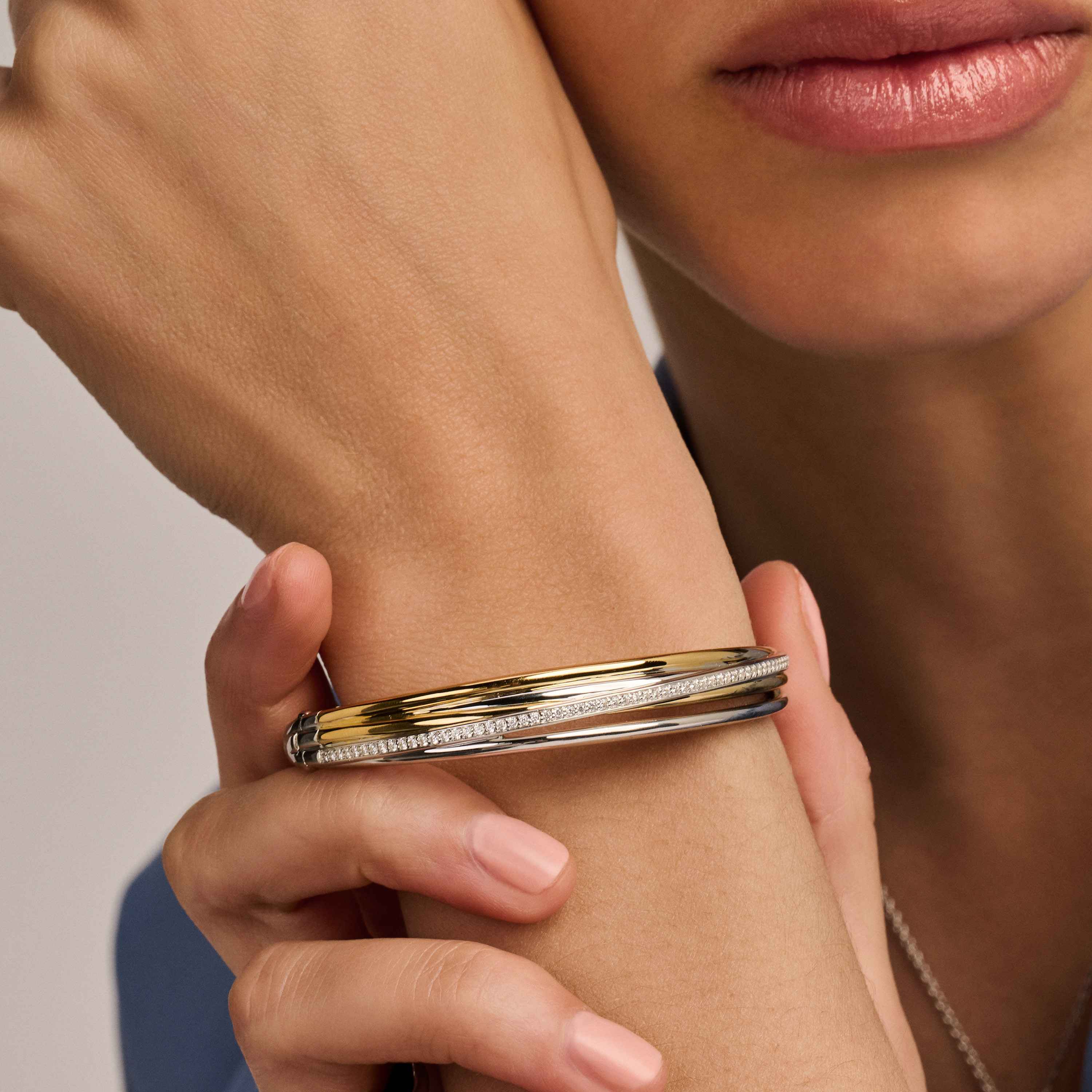 Zirkonia Crossover Bangle Bicolor - Image 7