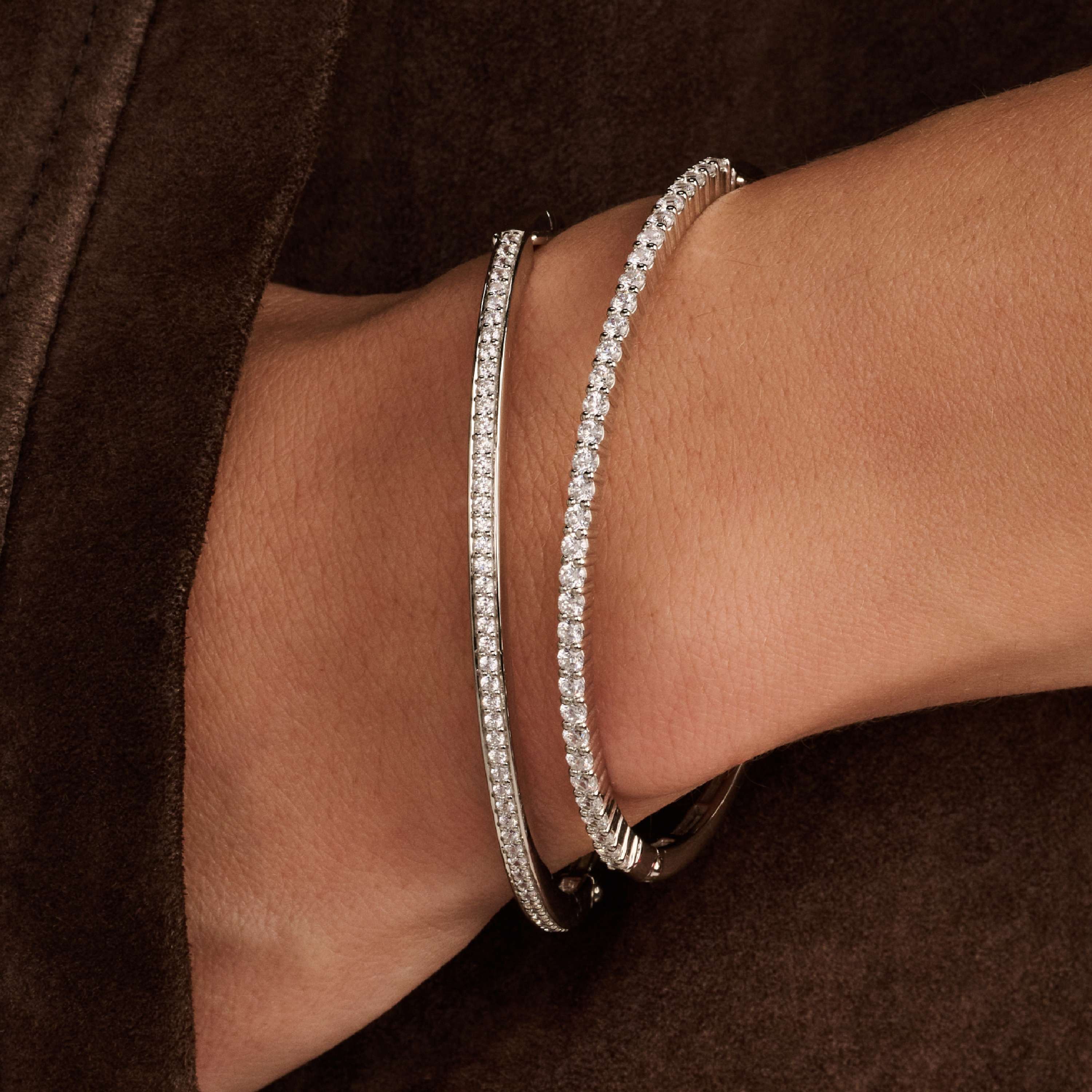 Classic Zirkonia Bangle - Image 7