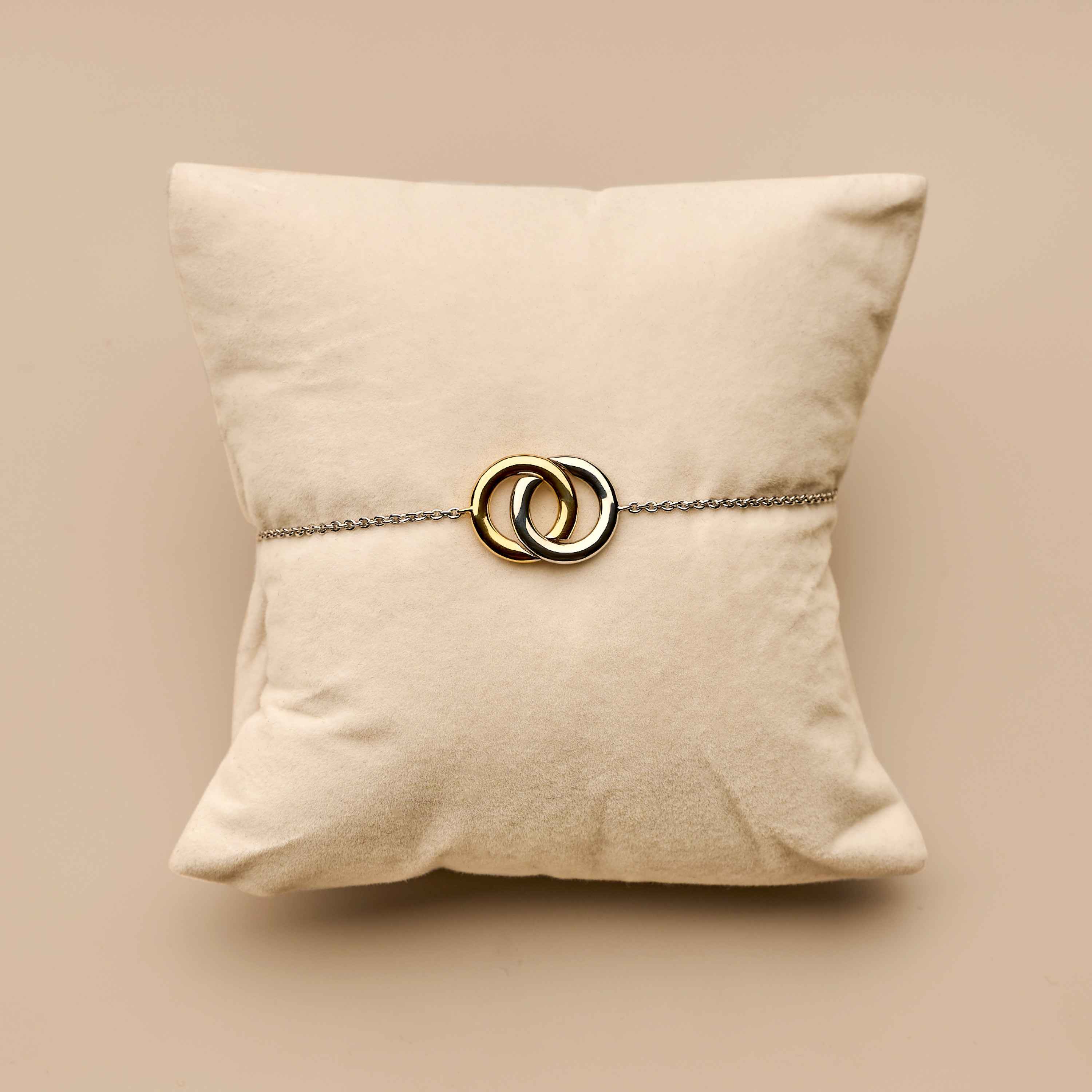 Forever Connected Bicolor Armband - Image 7