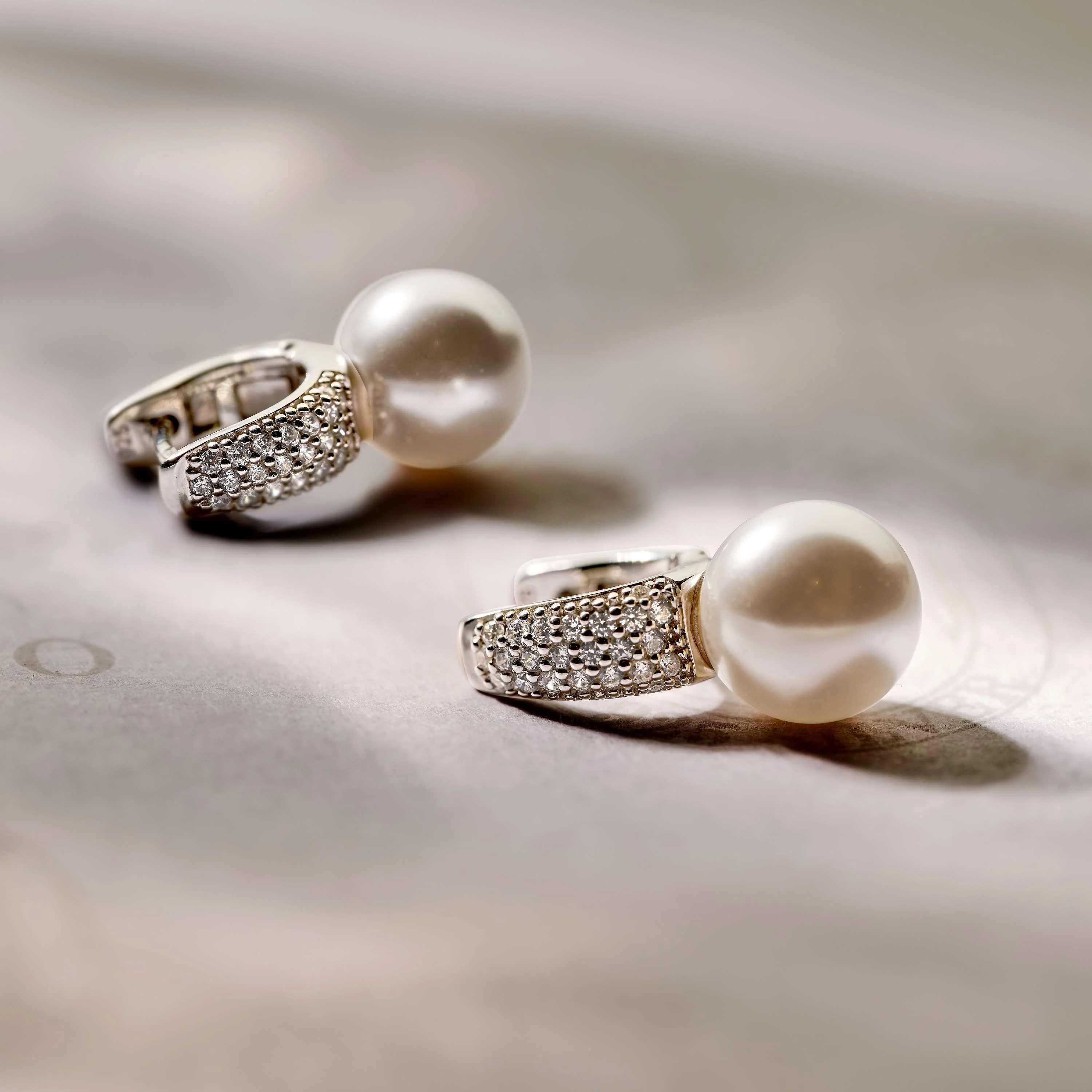 Zirkonia Parel Hoops - Image 7