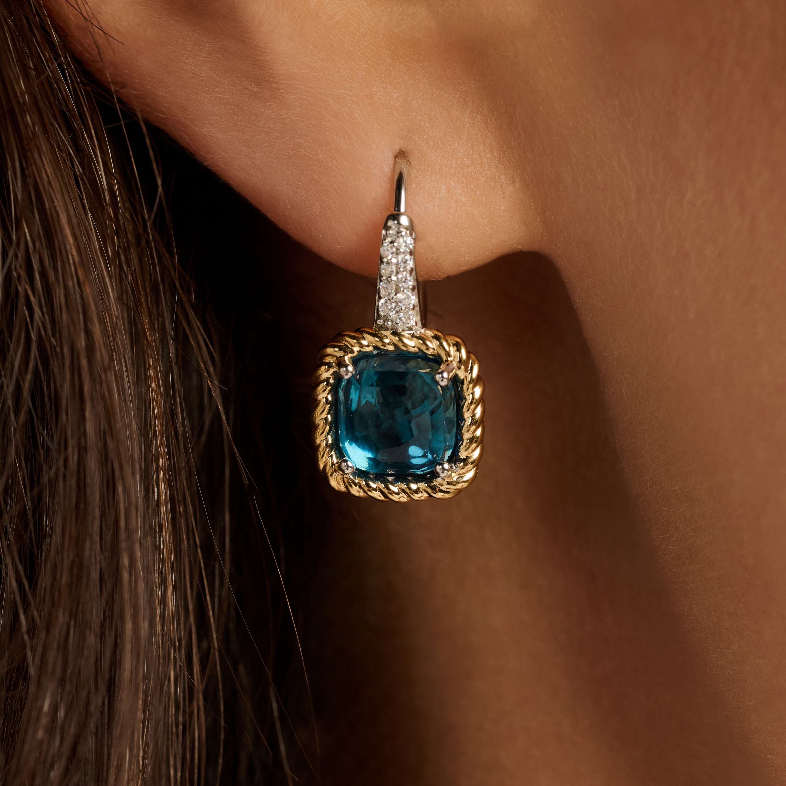 Blauwe Zirkonia Cushion Hoops - Image 8