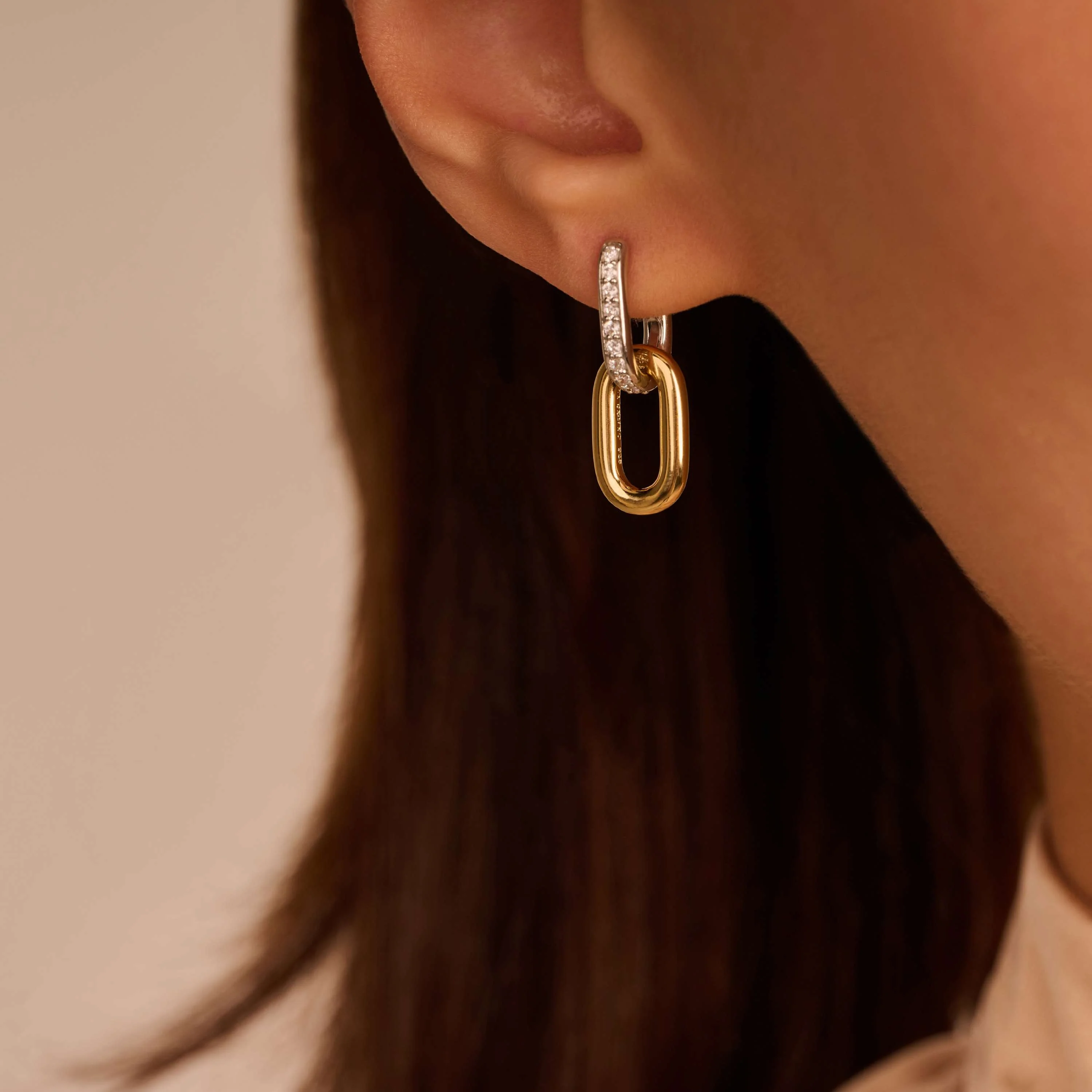 Signature Zirkonia Schakel Hoops - Image 6