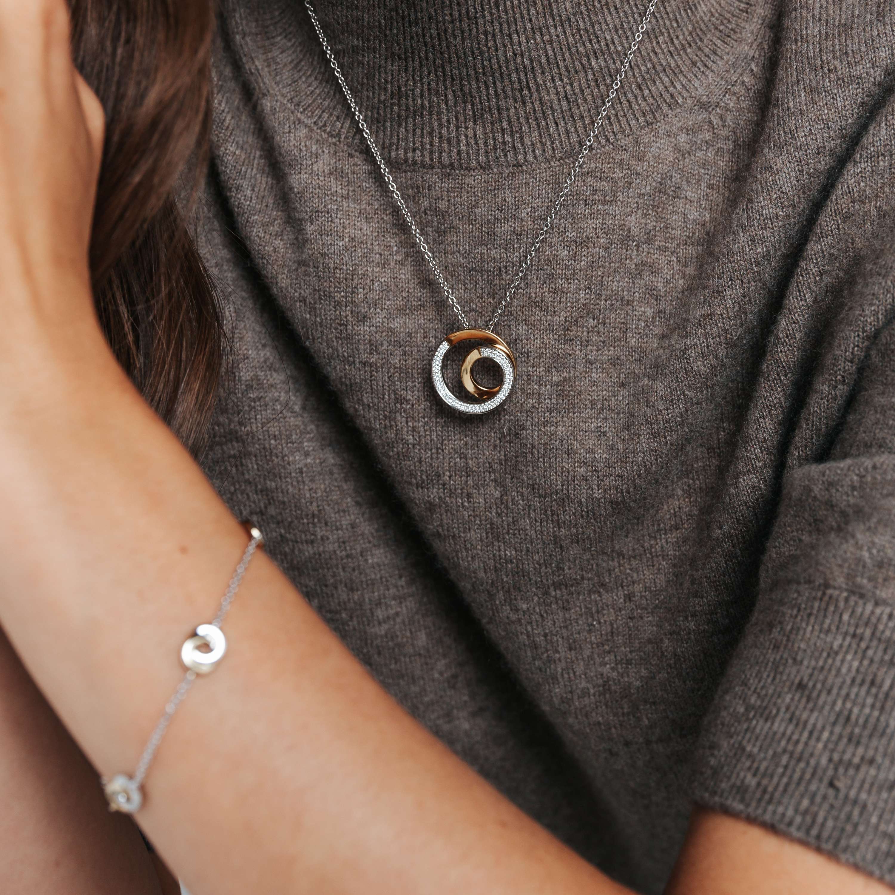 Connected Zirkonia Ketting - Image 5