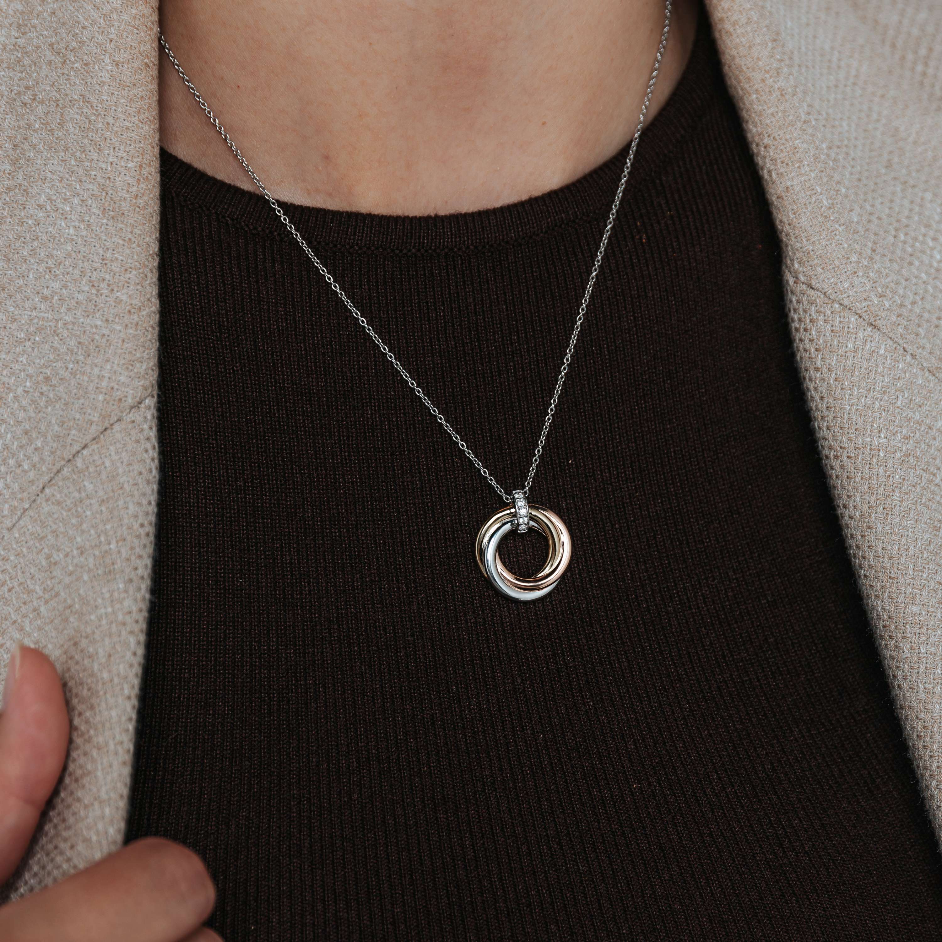 Tricolor Twisted Cirkel Ketting - Image 6