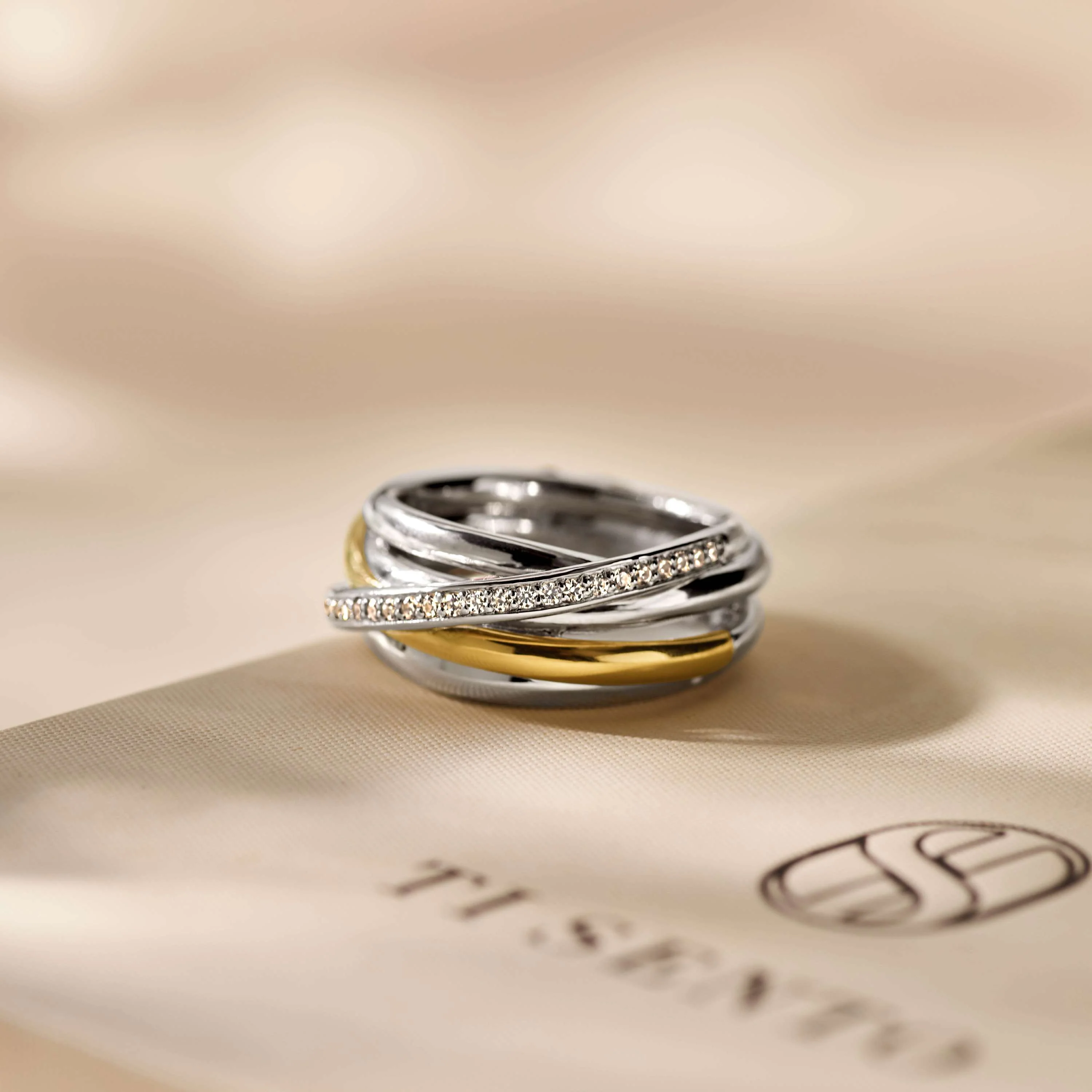 Zirkonia Crossover Ring - M model - Image 10