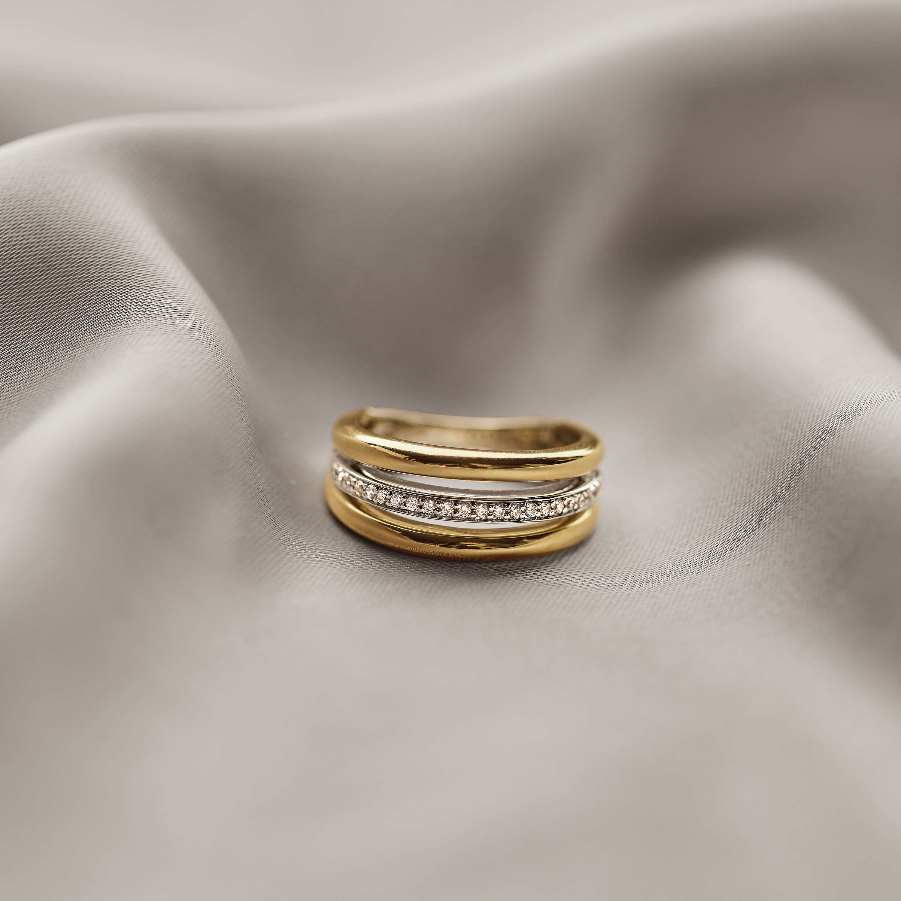 Vintage Triple Band Zirkonia Ring - Image 8