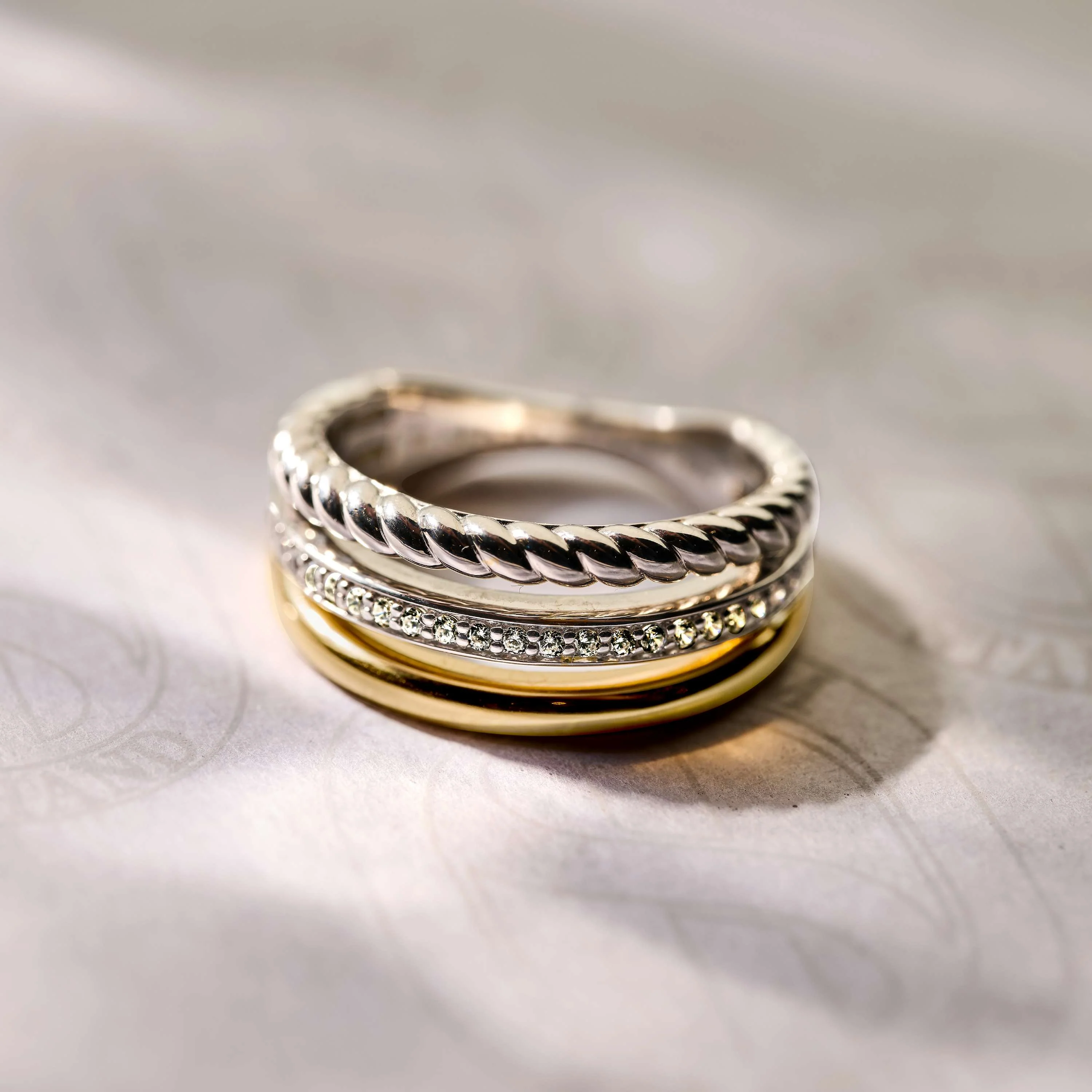 Structured Triple Band Zirkonia Ring - Image 10
