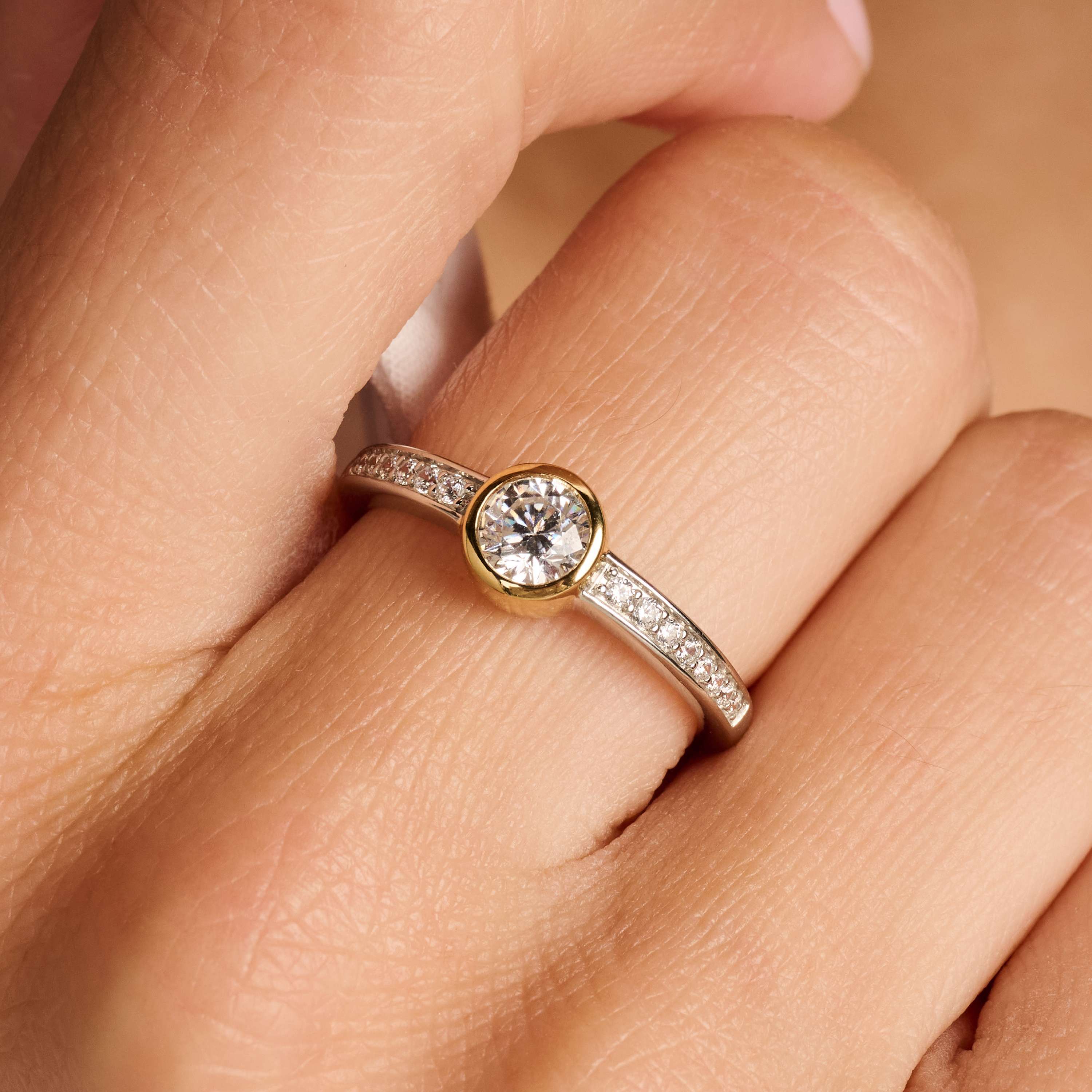 Classic Ronde Zirkonia Ring - Image 9