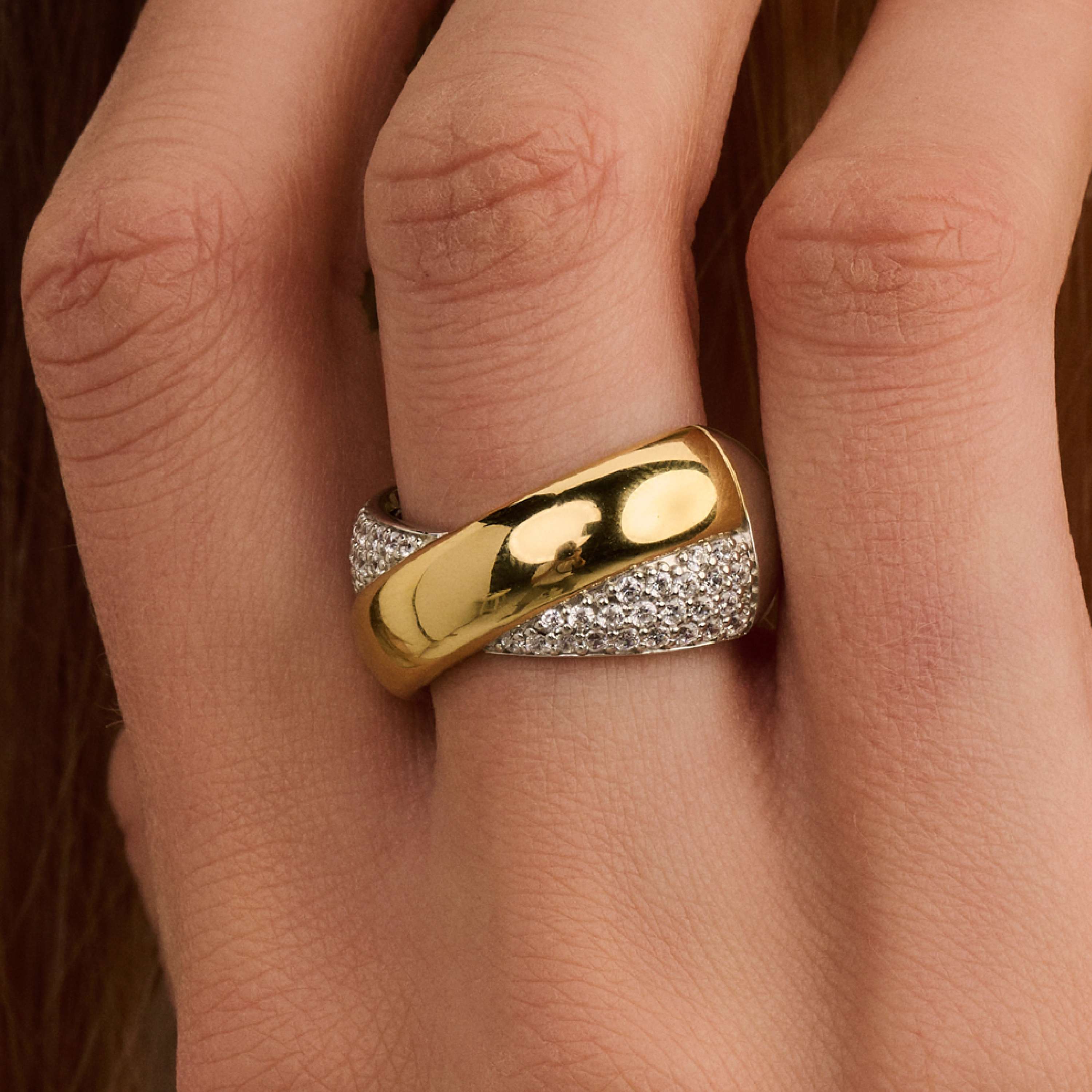 Bold Zirkonia Crossover Ring - Image 5