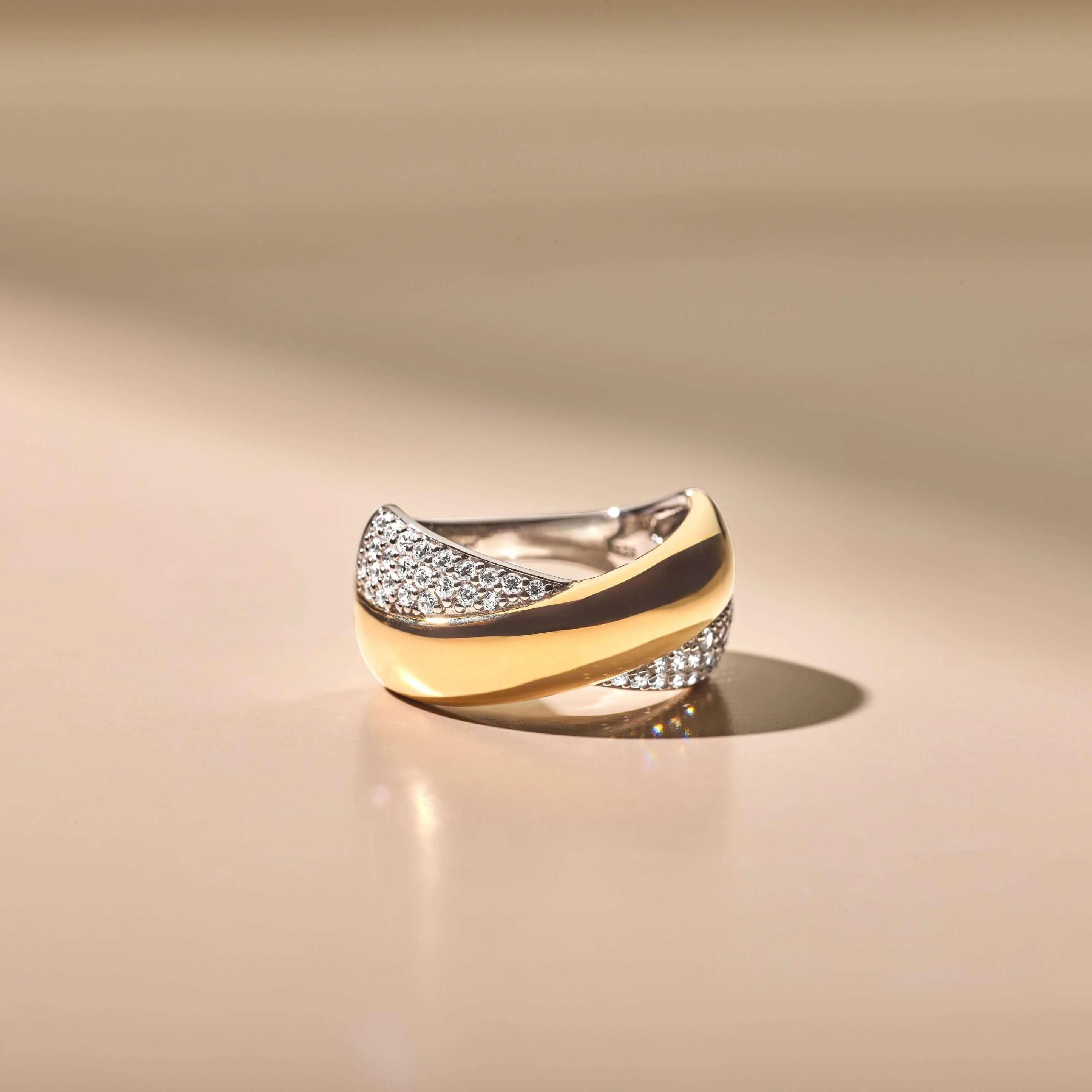 Bold Zirkonia Crossover Ring - Image 8