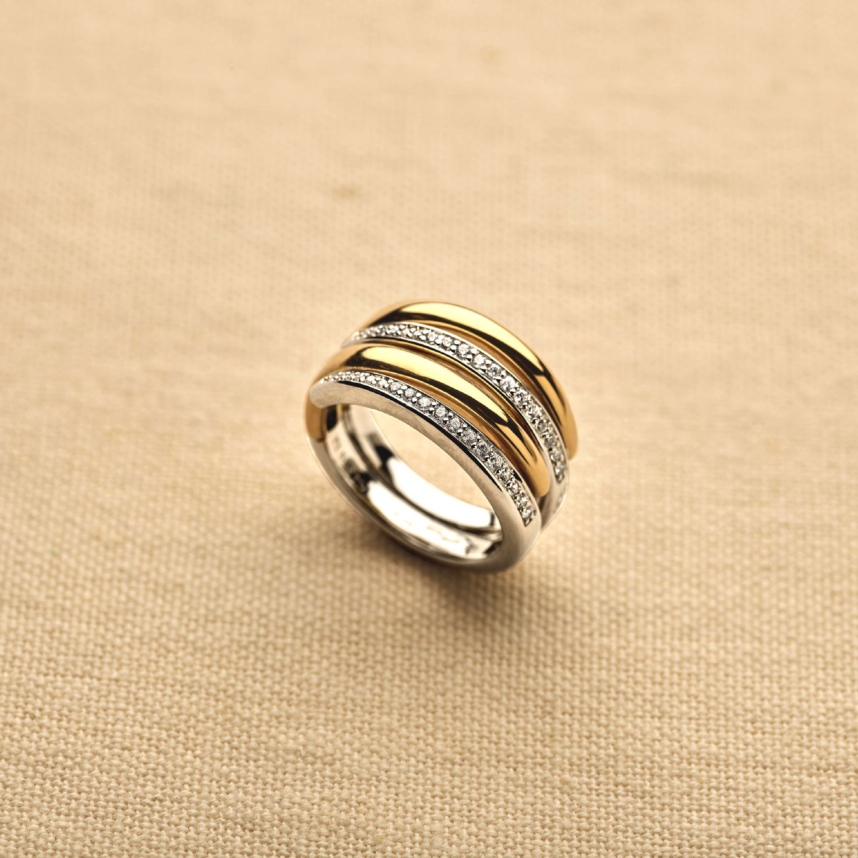 Bold Zirkonia Layered Ring - Image 8